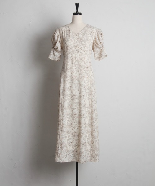 tocco closet（トッコ　クローゼット）の「バックレースアップパワーショルダーフラワープリントワンピース（ワンピース・レディース・ブラウン/ブルー・M）」の18枚目の写真