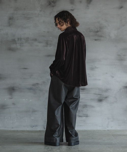CASPER JOHN（キャスパージョン）の「High drape corduroy shirts/ハイドレープコーデュロイシャツ（シャツ/ブラウス・メンズ・パープル/ホワイト/ダークブラウン/ブラック/グレー・X-SMALL/SMALL/MEDIUM/LARGE）」の18枚目の写真
