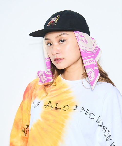 AlexanderLeeChang（アレキサンダーリーチャン）の「AlexanderLeeChang アレキサンダーリーチャン / BLC BANDANA [PTOLEMAIC] グラフィックプリントバンダナ / BC-052418（バンダナ/スカーフ・メンズ・ブルー/ピンク/ブラック・FREE）」の10枚目の写真