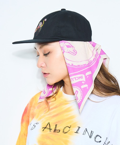 AlexanderLeeChang（アレキサンダーリーチャン）の「AlexanderLeeChang アレキサンダーリーチャン / BLC BANDANA [PTOLEMAIC] グラフィックプリントバンダナ / BC-052418（バンダナ/スカーフ・メンズ・ブルー/ピンク/ブラック・FREE）」の11枚目の写真