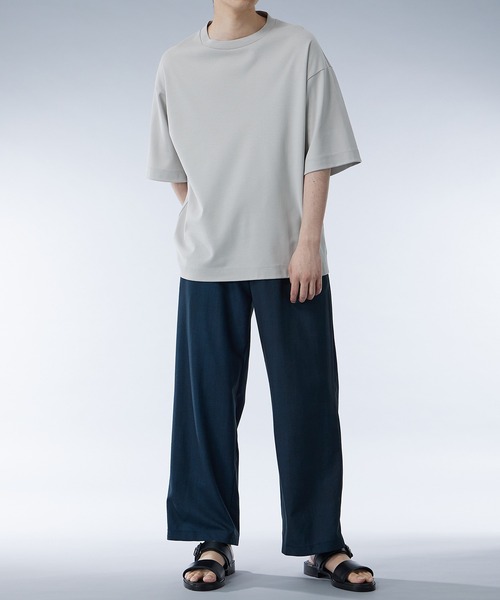 UNITED TOKYO（ユナイテッドトウキョウ）の「URBAN DYED イージーパンツ｜セットアップ着用可能（スラックス・メンズ・ネイビー/オリーブ・1/2）」の16枚目の写真