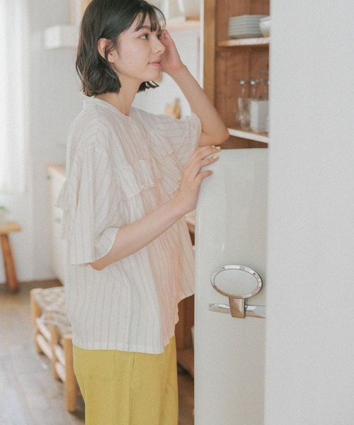 niko and...（ニコアンド）の「リフレッシュリネンレーヨンフリルブラウス（シャツ/ブラウス・レディース・オレンジ/オフホワイト/ブラック/アイボリー/ブルー・MEDIUM/LARGE）」の3枚目の写真