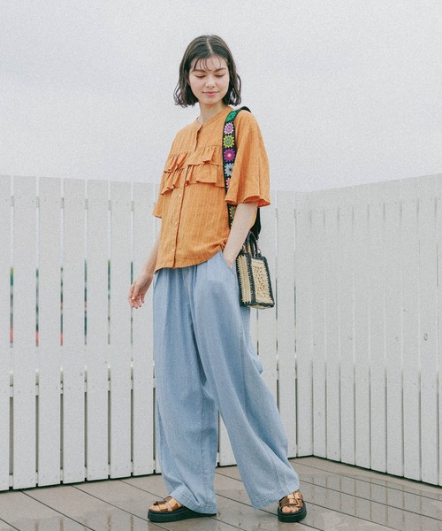 niko and...（ニコアンド）の「リフレッシュリネンレーヨンフリルブラウス（シャツ/ブラウス・レディース・オレンジ/オフホワイト/ブラック/アイボリー/ブルー・MEDIUM/LARGE）」の15枚目の写真