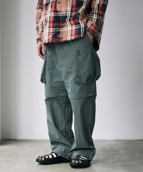 JOURNAL STANDARD(ジャーナルスタンダード)の「NULL TOKYO × JOURNAL STANDARD C/N コンバーチブルパンツ(カーゴパンツ・メンズ・ピンク/ベージュ/ブラック/カーキ・MEDIUM/LARGE/X-LARGE)」の4枚目の写真