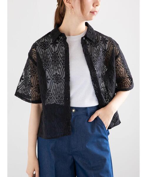 Te chichi（テチチ）の「オーガンジーレース刺繍クロップトシャツ（シャツ/ブラウス・レディース・オフホワイト/ブラック・F）」の2枚目の写真
