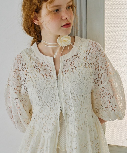 idem（イデム）の「lace peplum zip blouse/ダブルジップレース