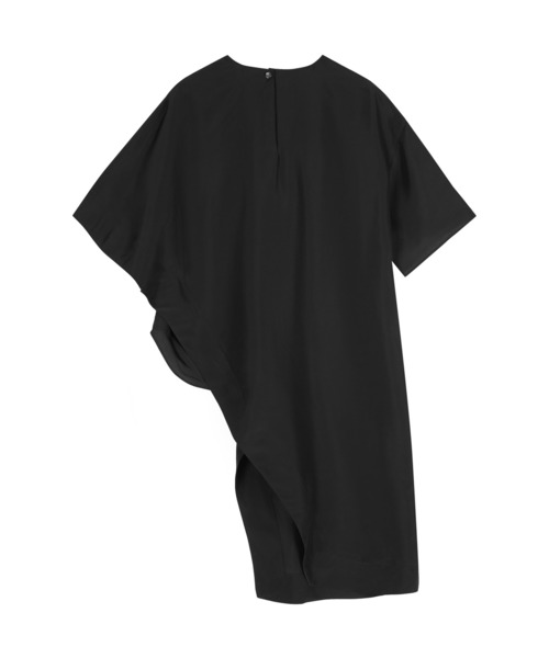 JNBY(ジェーエヌビーワイ)の「Elegant Silk Asymmetrical Top(シャツ/ブラウス・レディース・ブラック・36/38/40)」の6枚目の写真