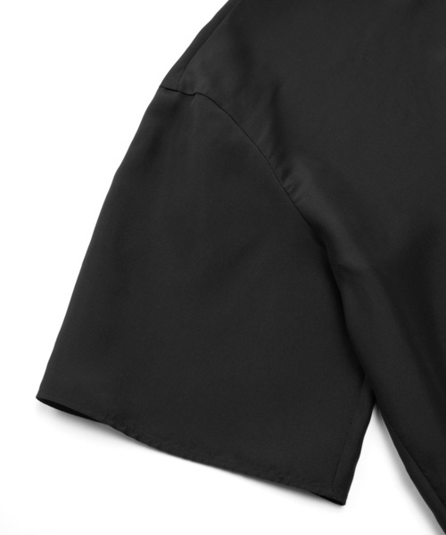 JNBY(ジェーエヌビーワイ)の「Elegant Silk Asymmetrical Top(シャツ/ブラウス・レディース・ブラック・36/38/40)」の9枚目の写真