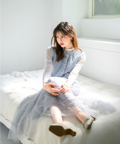 MISCH MASCH(ミッシュマッシュ)の「ふわふわシャイニーニットジレ/MM438402(ニット/セーター・レディース・ホワイト/ブルー・フリ-)」の5枚目の写真