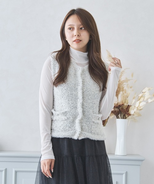 MISCH MASCH(ミッシュマッシュ)の「ふわふわシャイニーニットジレ/MM438402(ニット/セーター・レディース・ホワイト/ブルー・フリ-)」の10枚目の写真