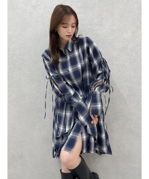 dazzlin（ダズリン）の「シャツイレフレアミニワンピース（シャツワンピース・レディース・ネイビー/オフホワイト/グレー・FREE）」の18枚目の写真
