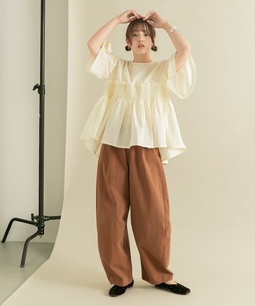 KBF（ケイビーエフ）の「『2サイズ展開』ワンタックコクーンパンツ（その他パンツ・レディース・ブラウン/チャコールグレー・38/36）」の20枚目の写真