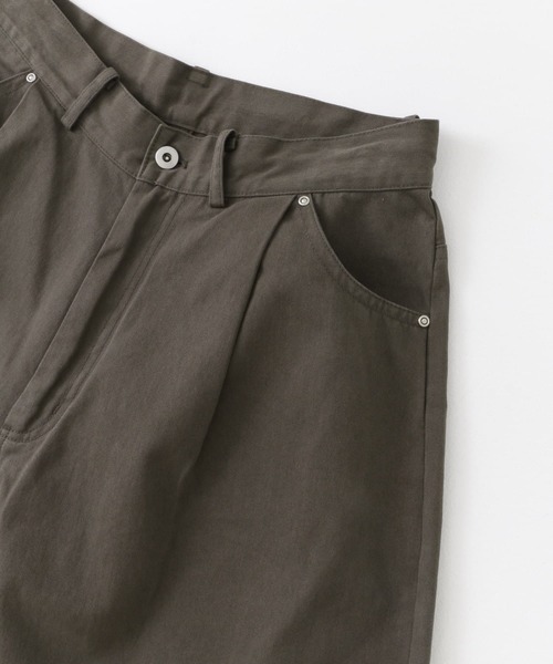 KBF（ケイビーエフ）の「『2サイズ展開』ワンタックコクーン