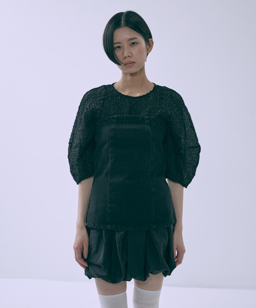 EN NEUME（エンノイム）の「Jacquard Puff Sleeve Top（シャツ/ブラウス・レディース・ブラック/ホワイト/ベージュ・FREE）」の17枚目の写真