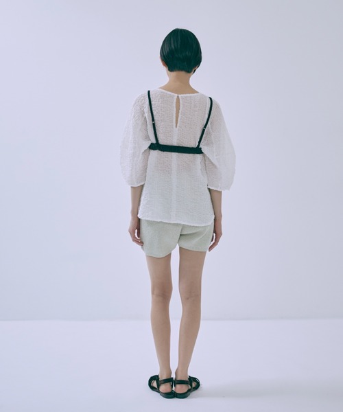 EN NEUME（エンノイム）の「Jacquard Puff Sleeve Top（シャツ/ブラウス・レディース・ブラック/ホワイト/ベージュ・FREE）」の22枚目の写真