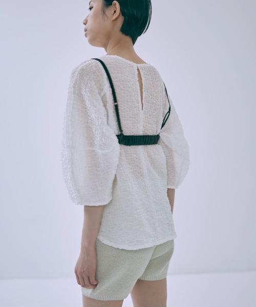 EN NEUME（エンノイム）の「Jacquard Puff Sleeve Top（シャツ/ブラウス・レディース・ブラック/ホワイト/ベージュ・FREE）」の10枚目の写真