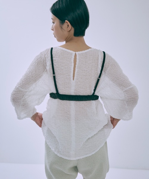 EN NEUME（エンノイム）の「Jacquard Puff Sleeve Top（シャツ/ブラウス・レディース・ブラック/ホワイト/ベージュ・FREE）」の11枚目の写真
