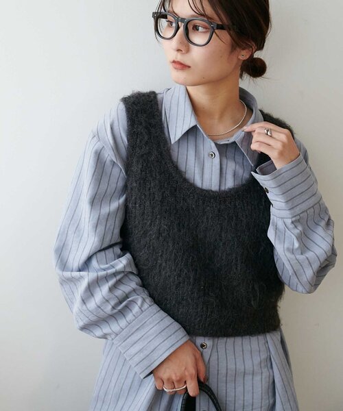 DISCOAT(ディスコート)の「シャギーUネックベスト《WEB限定カラーあり》(ベスト・レディース・アイボリー/チャコールグレー/ブラウン/ネイビー/モカ/キャメル・FREE)」の15枚目の写真