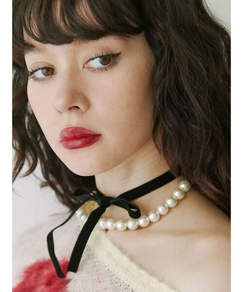 jouetie(ジュエティ)の「BIGパールリボンチョーカー(チョーカー・レディース・ブラック・FREE)」の1枚目の写真