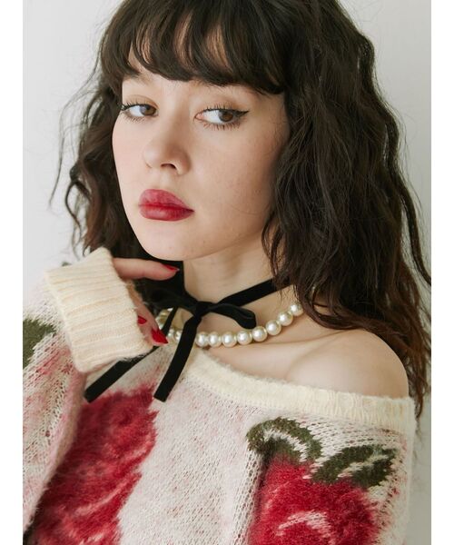 jouetie(ジュエティ)の「BIGパールリボンチョーカー(チョーカー・レディース・ブラック・FREE)」の2枚目の写真