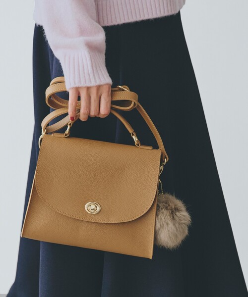 grove（グローブ）の「【雑誌掲載】フラップヒネリショルダー（ショルダーバッグ・レディース・ブラック/グレー/ライトグレー/キャメル・00）」の4枚目の写真