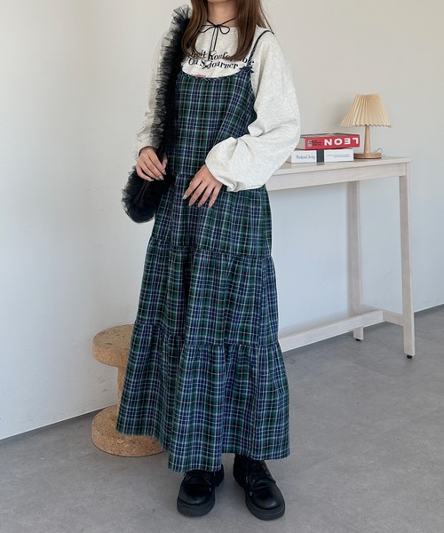 kutir(クティール)の「A/W アソートリボンティアードキャミワンピース(ワンピース・レディース・グリーン/ブラック/イエロー/レッド・FREE)」の3枚目の写真
