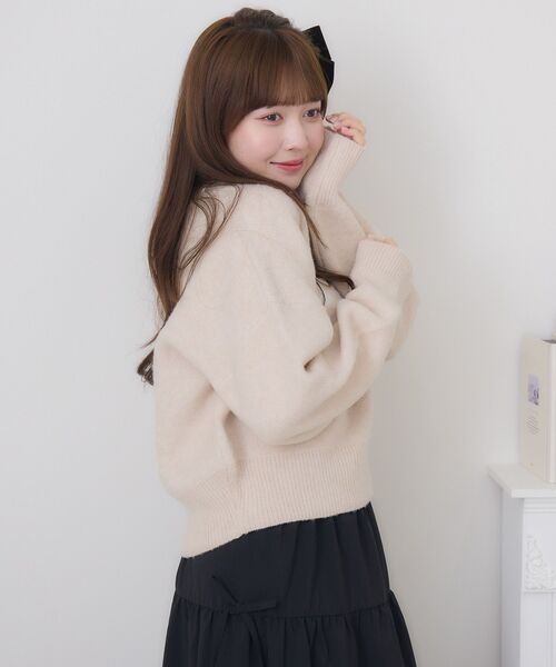 ems excite（エムズエキサイト）の「ハートロゴ起毛NTPO（ニット/セーター・レディース・ピンク/ナチュラル/ブルー・FREE）」の14枚目の写真