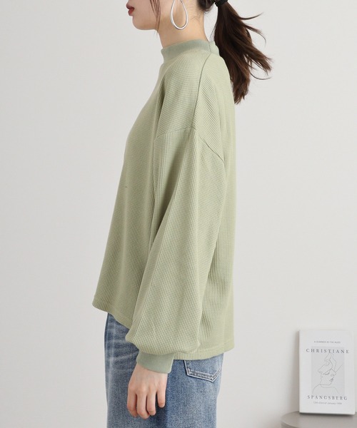 spiritoso(スピリトーゾ)の「spiritoso サーマルシンプルカットソー(Tシャツ/カットソー・レディース・ベージュ/ブラック/モカ/カーキ・M)」の22枚目の写真