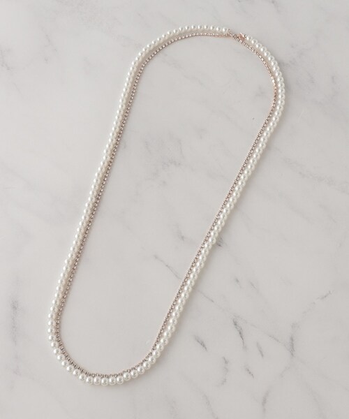 SHOO・LA・RUE（シューラルー）の「【セレモニー】ダイヤレーン・フェイクパール切替ネックレス（ネックレス・レディース・ピンクゴールド/ゴールド/シルバー・00）」の3枚目の写真