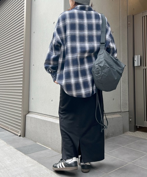 ABYS(アビス)の「ロゴ刺繍裏毛スウエットスカート(スカート・レディース・ブラウン/杢グレー/ブラック・MEDIUM/LARGE)」の10枚目の写真