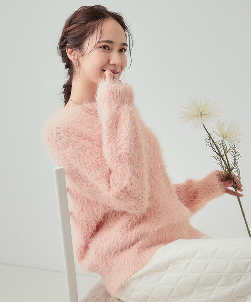 DRESKIP（ドレスキップ）の「◆【高レビュー/S-LL】思わず触れたくなる 大人の透かし編みフェザーニット（ニット/セーター・レディース・オフホワイト/ライトグレー/ピンク系/ライトベージュ/カーキ・01/04/03/02）」の5枚目の写真