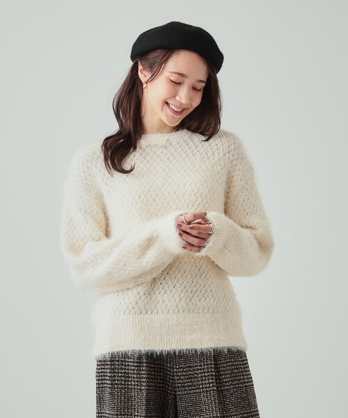 DRESKIP（ドレスキップ）の「◆【高レビュー/S-LL】思わず触れたくなる 大人の透かし編みフェザーニット（ニット/セーター・レディース・オフホワイト/ライトグレー/ピンク系/ライトベージュ/カーキ・01/04/03/02）」の10枚目の写真