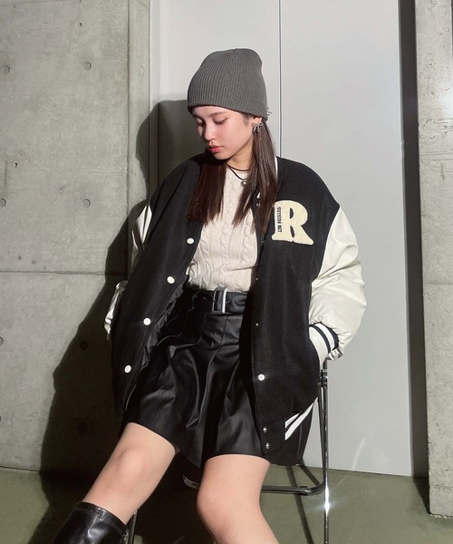 AS KNOW AS plus（アズノゥアズプラス）の「◇バイカラー ワッペンスタジャン（スタジャン・レディース・ベージュ系/ブラック系/ネイビー系・FREE）」の7枚目の写真