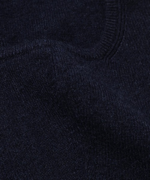 Acne Studios(アクネストゥディオズ)の「FA-UX-HATS000250(ニットキャップ/ビーニー・メンズ・オートミール/ネイビー・ONE SIZE)」の6枚目の写真