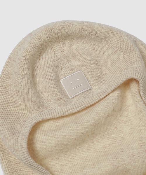 Acne Studios(アクネストゥディオズ)の「FA-UX-HATS000250(ニットキャップ/ビーニー・メンズ・オートミール/ネイビー・ONE SIZE)」の8枚目の写真