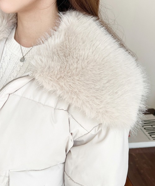 LOULOU select（ルルセレクト）の「ファー付きビックカラーショート丈