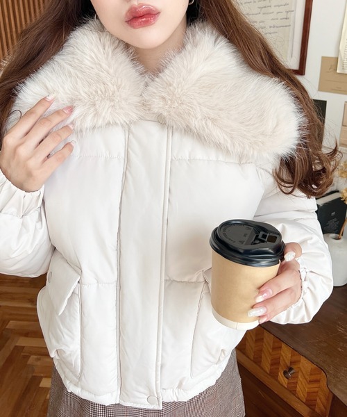 セール】ファー付きビックカラーショート丈ファイバーダウンブルゾン