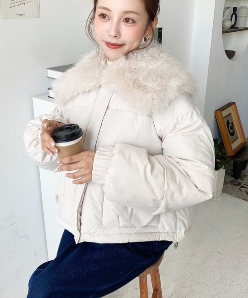 セール】ファー付きビックカラーショート丈ファイバーダウンブルゾン