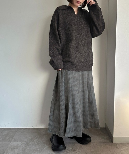 apres jour mignon(アプレジュールミニョン)の「キーネックポロニット【ZOZOTOWN限定アイテム】(ニット/セーター・レディース・マスタード/ブラウン系その他/チャコールグレー・X-LARGE/フリー)」の7枚目の写真
