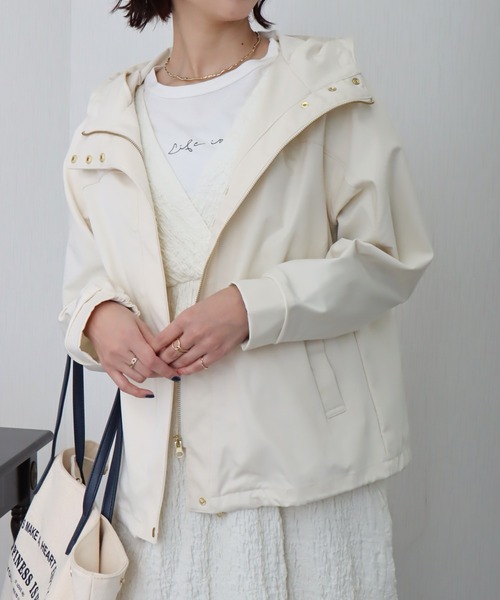 libelle more(リベル モア)の「テフロン加工 E/ツイル マウンテンパーカー(マウンテンパーカー・レディース・ネイビー/オリーブ/グレイッシュベージュ/ブラック/アイボリー・L/M)」の3枚目の写真