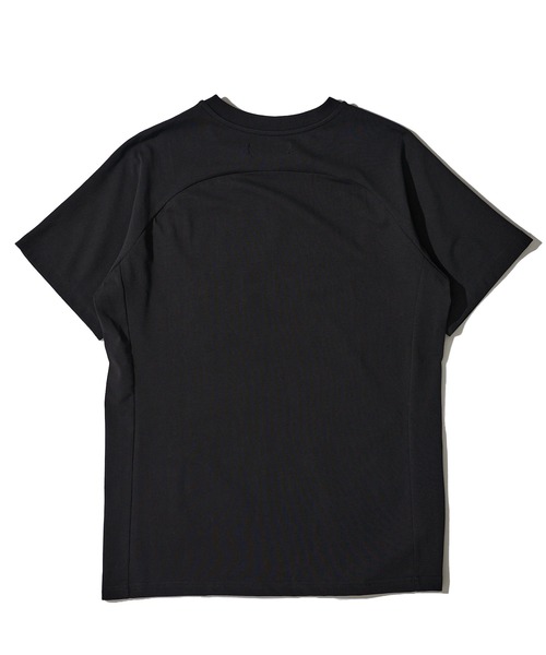 1PIU1UGUALE3  RELAX （ウノピゥウノウグァーレトレ リラックス）の「【1PIU1UGUALE3 RELAX】ラインストーンTシャツ / メタリックロゴTシャツ（Tシャツ/カットソー・メンズ・ホワイト系1/ホワイト系2/グレー系2/ブラック系2/ブラック系1/グレー系1・SMALL/MEDIUM/LARGE/X-LARGE）」の14枚目の写真