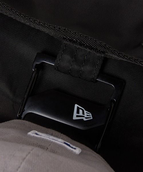 NEW ERA（ニューエラ）の「ニューエラ ショルダーバッグ ナイロン（ショルダーバッグ・メンズ・ブラック/ベージュ・FREE）」の7枚目の写真