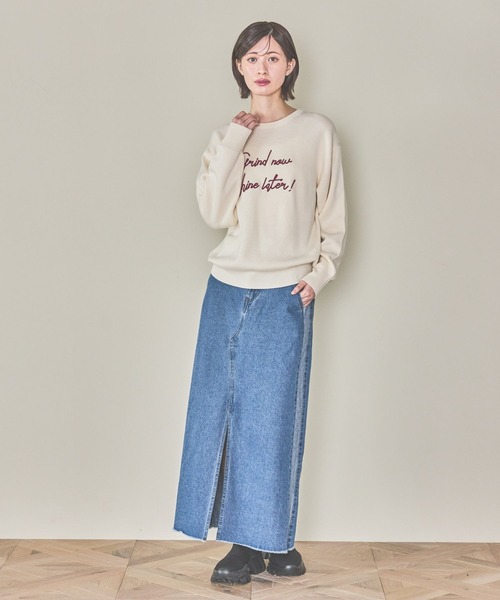 LAKOLE（ラコレ）の「刺繍ロゴニットプルオーバー / 289668（ニット/セーター・レディース・チャコールグレー/オレンジ/ライトグリーン/アイボリー・FREE）」の6枚目の写真