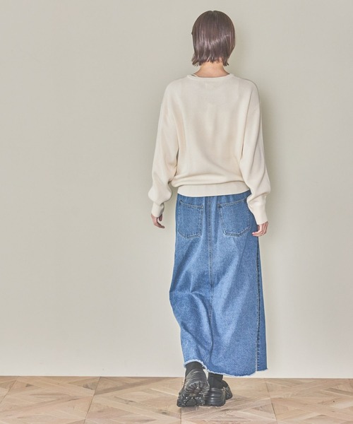 LAKOLE（ラコレ）の「刺繍ロゴニットプルオーバー / 289668（ニット/セーター・レディース・チャコールグレー/オレンジ/ライトグリーン/アイボリー・FREE）」の9枚目の写真