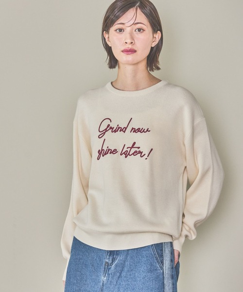 LAKOLE（ラコレ）の「刺繍ロゴニットプルオーバー / 289668（ニット/セーター・レディース・チャコールグレー/オレンジ/ライトグリーン/アイボリー・FREE）」の12枚目の写真