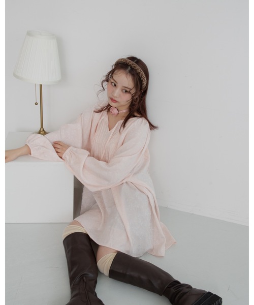 JUMELLE（ジュメロ）の「【25/SS新作】pin tuck tunic shirt（シャツ/ブラウス・レディース・ピンク/アイボリー・FREE）」の6枚目の写真