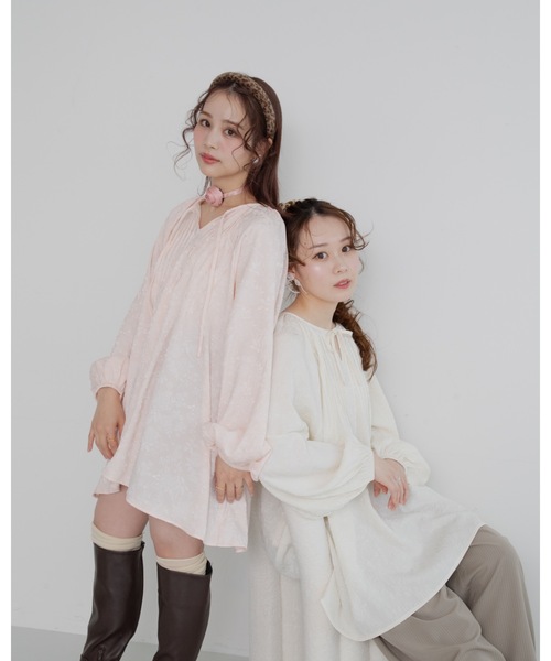 JUMELLE（ジュメロ）の「【25/SS新作】pin tuck tunic shirt（シャツ/ブラウス・レディース・ピンク/アイボリー・FREE）」の18枚目の写真