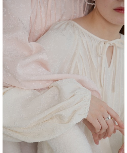 JUMELLE（ジュメロ）の「【25/SS新作】pin tuck tunic shirt（シャツ/ブラウス・レディース・ピンク/アイボリー・FREE）」の8枚目の写真