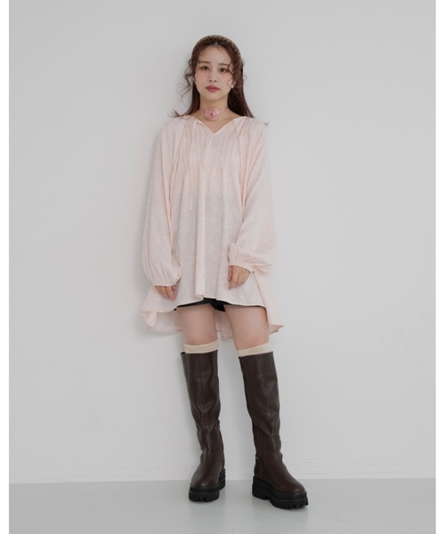 JUMELLE（ジュメロ）の「【25/SS新作】pin tuck tunic shirt（シャツ/ブラウス・レディース・ピンク/アイボリー・FREE）」の9枚目の写真