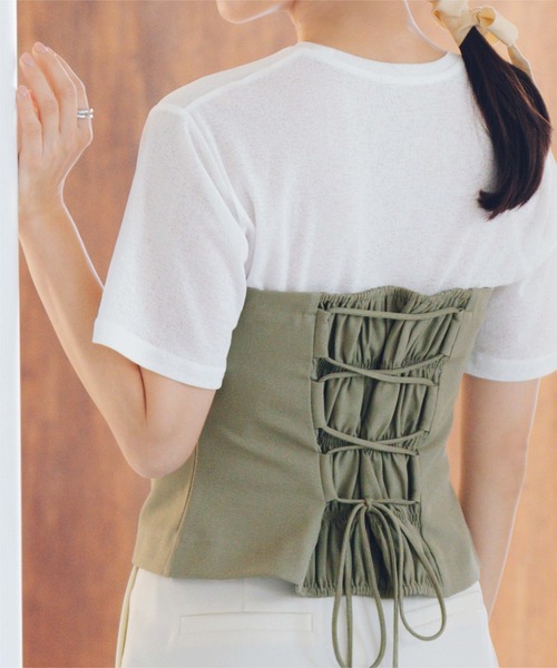 titivate（ティティベイト）の「バックレースアップキャミソール/ビスチェ（キャミソール・レディース・ブラック/ライトベージュ/ライトカーキ・S/M/L）」の15枚目の写真